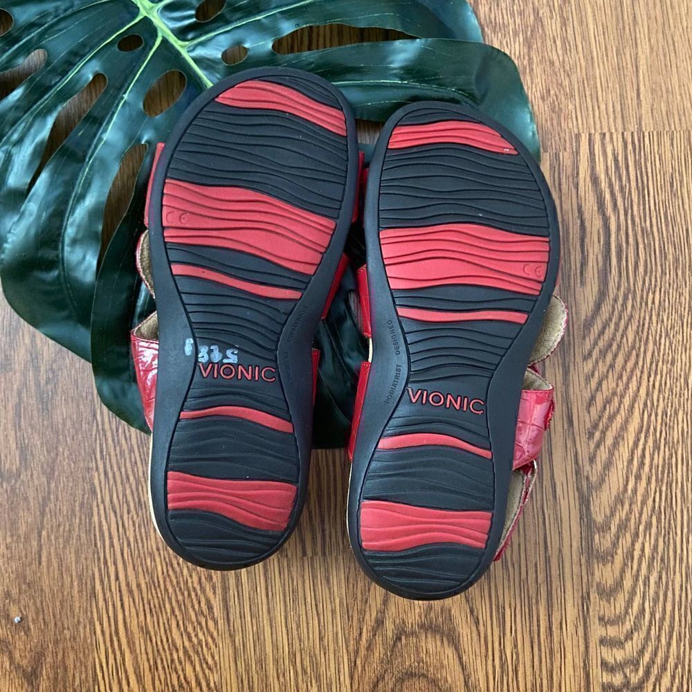 Vionic Women's Paros Backstrap Sandal Red Croco Size 5 - Picture 2 of 3